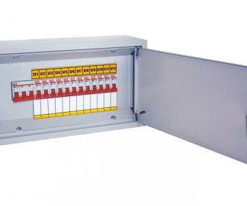 Осветительный щиток с выключателем ОЩВ-12 (63А/16А) 220х400х120мм TDM